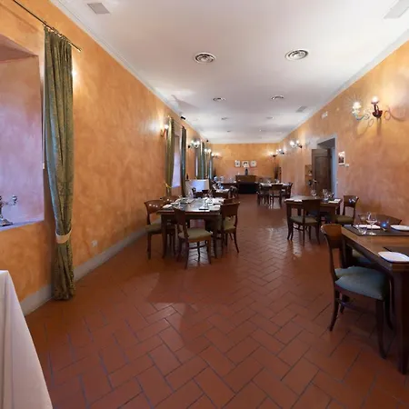 Castiglione Hotel 2*