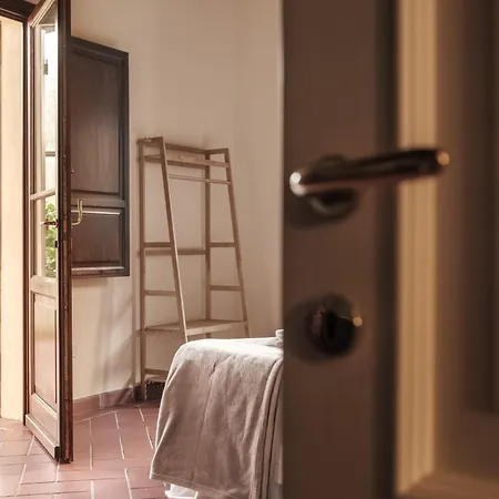 Castiglione Hotel 2*